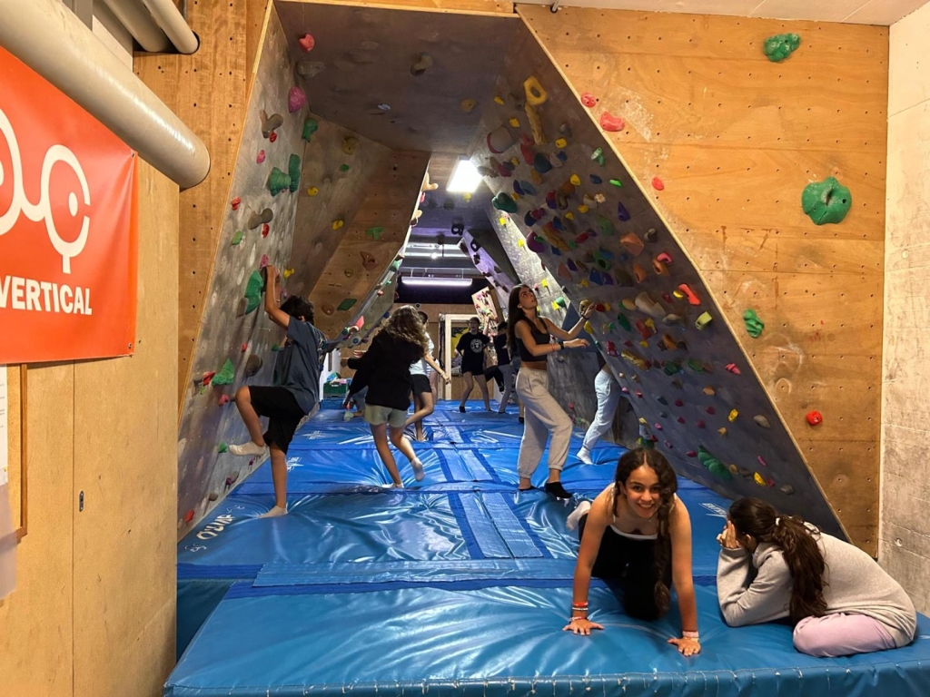 Village Camps International Summer Camp Leysin, Switzerland 2026-08-15 https://www.villagecamps.com/journals_admin/images/2591-5121-vc1.jpg