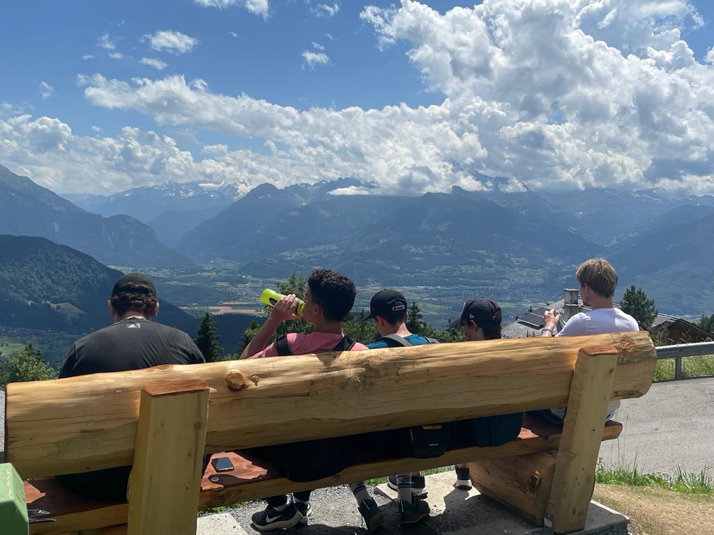 Village Camps International Summer Camp Leysin, Switzerland 2025-08-09 https://www.villagecamps.com/journals_admin/images/2592-0212-VC15.jpg