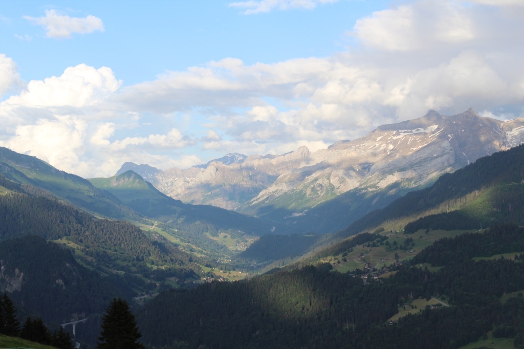 Village Camps International Summer Camp Leysin, Switzerland 2025-08-09 https://www.villagecamps.com/journals_admin/images/2592-3964-IMG_0493.jpg