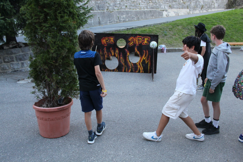 Village Camps International Summer Camp Leysin, Switzerland 2025-08-09 https://www.villagecamps.com/journals_admin/images/2593-5441-IMG_8580.jpg