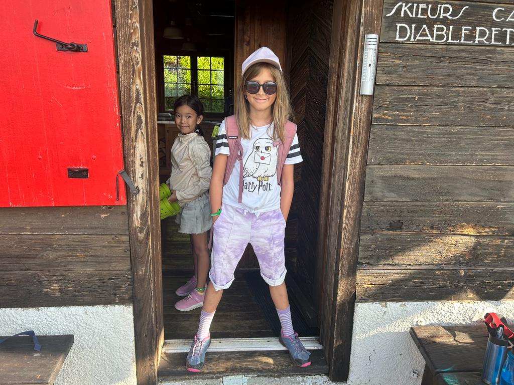Village Camps International Summer Camp Leysin, Switzerland 2025-08-09 https://www.villagecamps.com/journals_admin/images/2602-2589-VC5.jpg