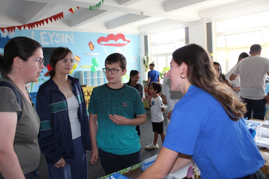 Village Camps International Summer Camp Leysin, Switzerland 2025-08-09 https://www.villagecamps.com/journals_admin/images/2610-5514-IMG_4035.jpg