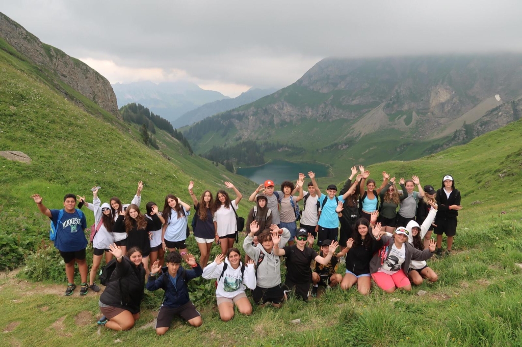 Village Camps International Summer Camp Leysin, Switzerland 2025-08-09 https://www.villagecamps.com/journals_admin/images/2614-8084-VC1.jpg