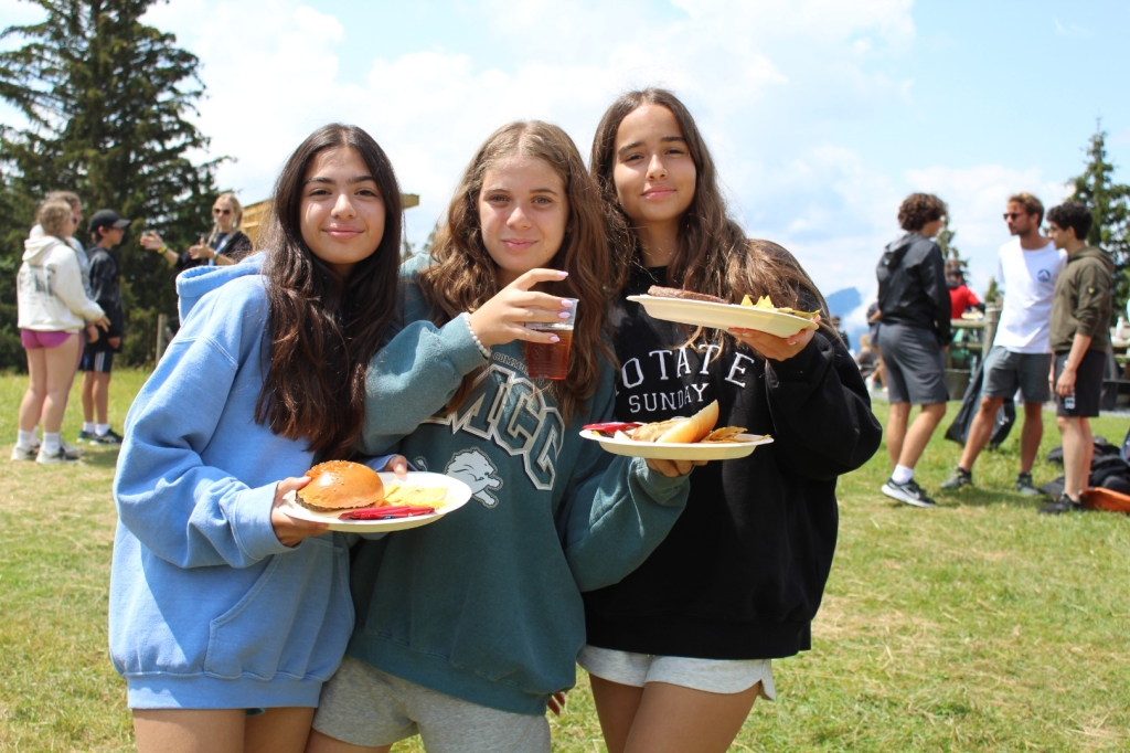 Village Camps International Summer Camp Leysin, Switzerland 2025-08-09 https://www.villagecamps.com/journals_admin/images/2615-0049-IMG_6028.jpg