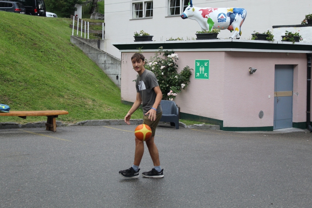 Village Camps International Summer Camp Leysin, Switzerland 2025-08-09 https://www.villagecamps.com/journals_admin/images/2615-5860-IMG_2096.jpg