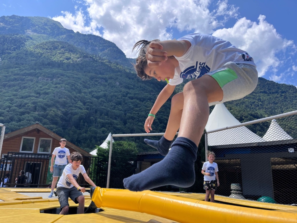 Village Camps International Summer Camp Leysin, Switzerland 2025-08-09 https://www.villagecamps.com/journals_admin/images/2616-8908-VC5.jpg