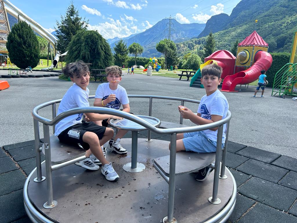 Village Camps International Summer Camp Leysin, Switzerland 2025-08-09 https://www.villagecamps.com/journals_admin/images/2616-8910-VC23.jpg