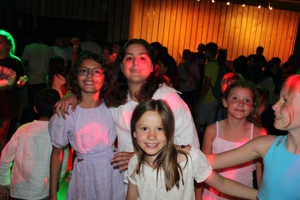 Village Camps International Summer Camp Leysin, Switzerland 2026-08-15 https://www.villagecamps.com/journals_admin/images/2617-0584-IMG_2738.jpg