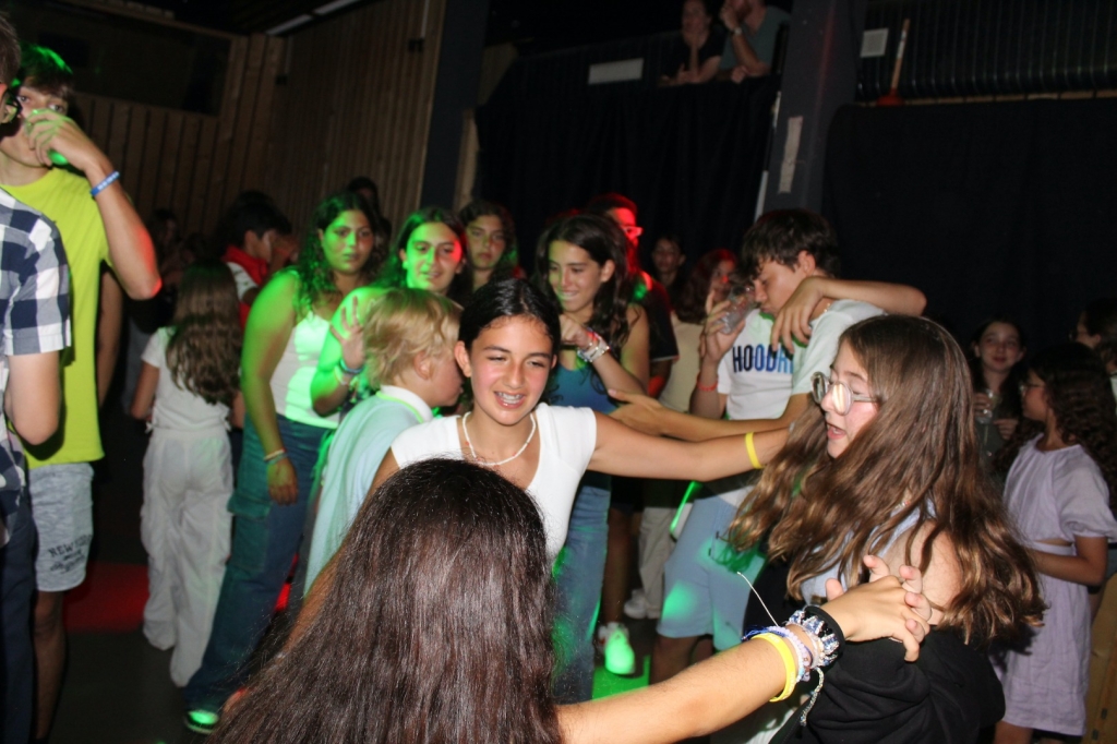 Village Camps International Summer Camp Leysin, Switzerland 2026-08-15 https://www.villagecamps.com/journals_admin/images/2617-0590-IMG_2883.jpg