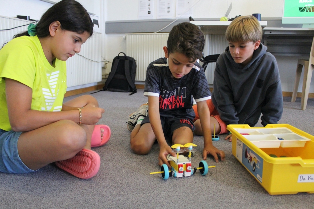Village Camps International Summer Camp Leysin, Switzerland 2025-08-09 https://www.villagecamps.com/journals_admin/images/2618-4064-IMG_3120.jpg Village Camps International Summer Camp Leysin, Switzerland 2025-08-09 https://www.villagecamps.com/journals_admin/images/2618-4064-IMG_3120.jpg