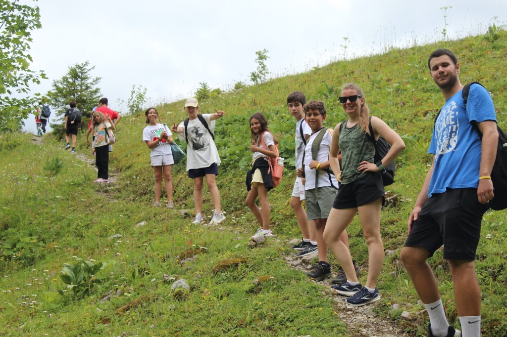 Village Camps International Summer Camp Leysin, Switzerland 2025-08-09 https://www.villagecamps.com/journals_admin/images/2618-8866-IMG_3061.jpg