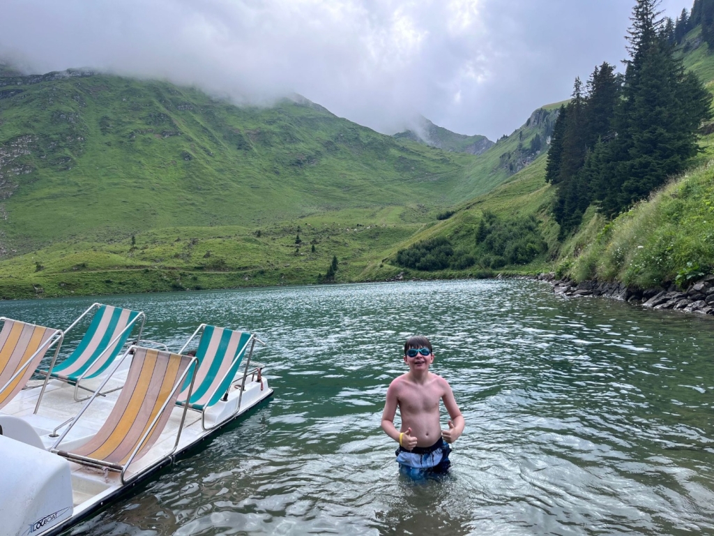 Village Camps International Summer Camp Leysin, Switzerland 2025-08-09 https://www.villagecamps.com/journals_admin/images/2619-5048-VC65.jpg