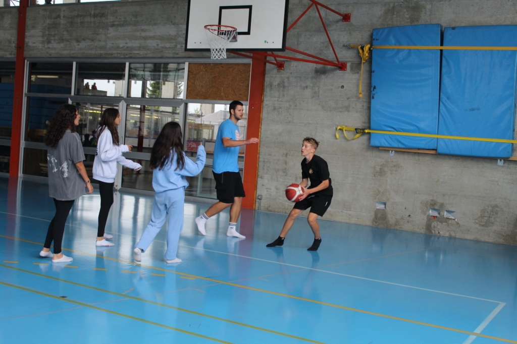 Village Camps International Summer Camp Leysin, Switzerland 2025-08-09 https://www.villagecamps.com/journals_admin/images/2619-6269-IMG_3428.jpg