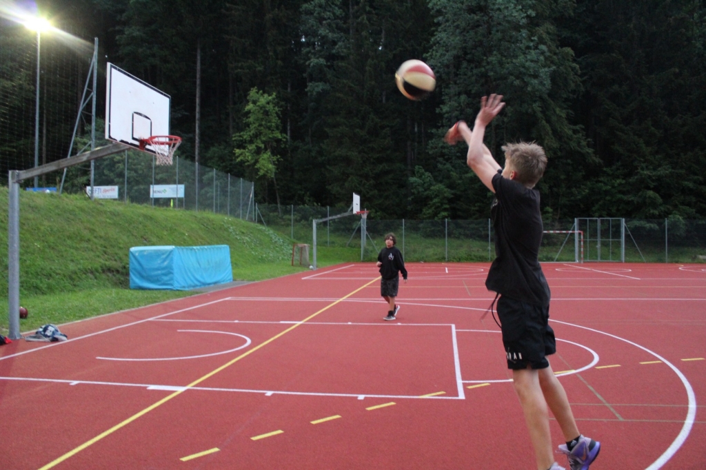 Village Camps International Summer Camp Leysin, Switzerland 2025-08-09 https://www.villagecamps.com/journals_admin/images/2619-9837-IMG_7853.jpg