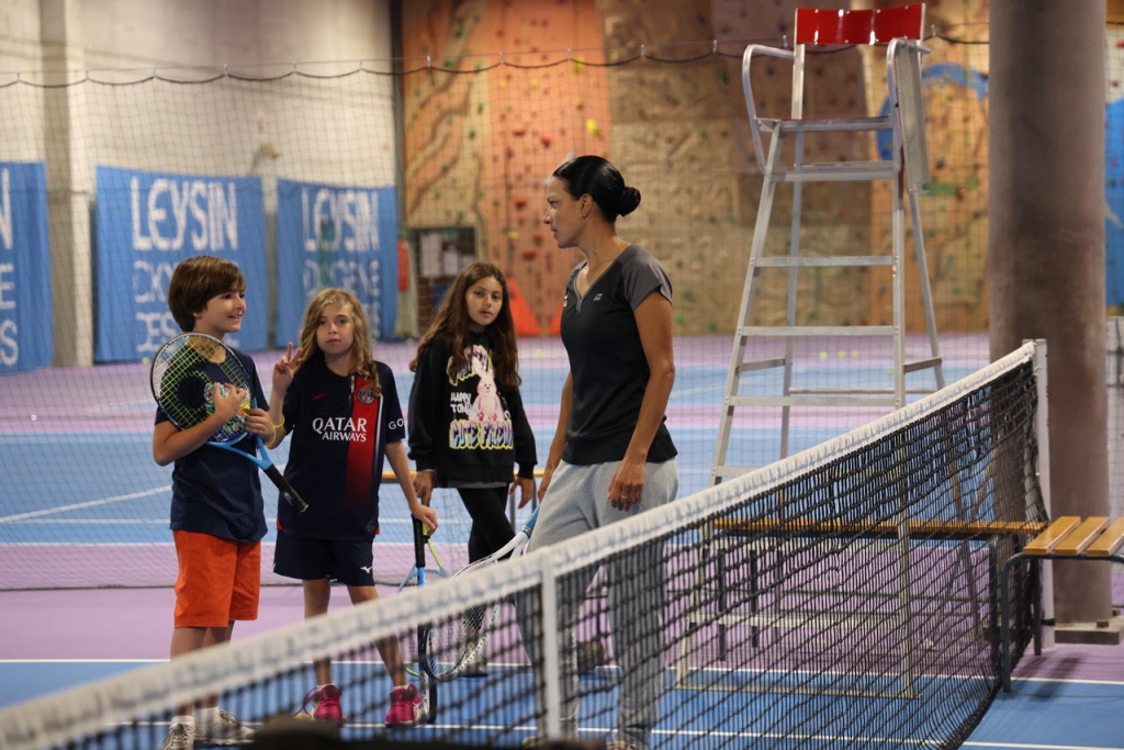 Village Camps International Summer Camp Leysin, Switzerland 2025-08-09 https://www.villagecamps.com/journals_admin/images/2619-9979-tennis2.jpg
