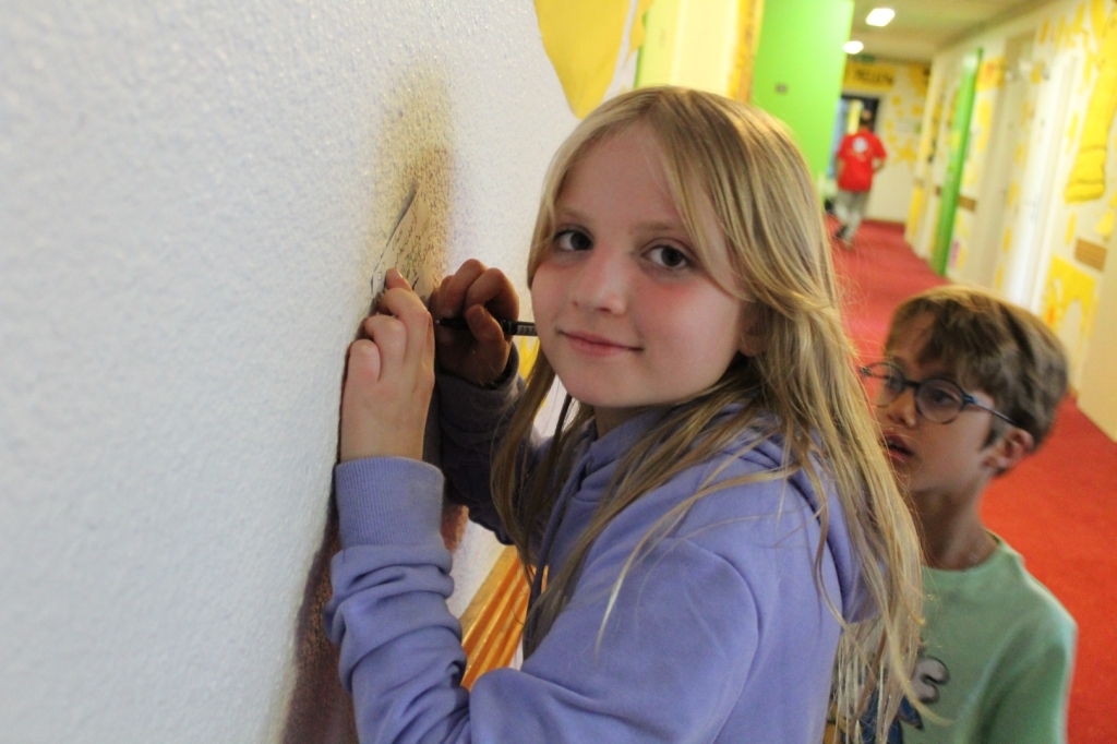 Village Camps International Summer Camp Leysin, Switzerland 2025-08-09 https://www.villagecamps.com/journals_admin/images/2620-8475-IMG_8255.jpg