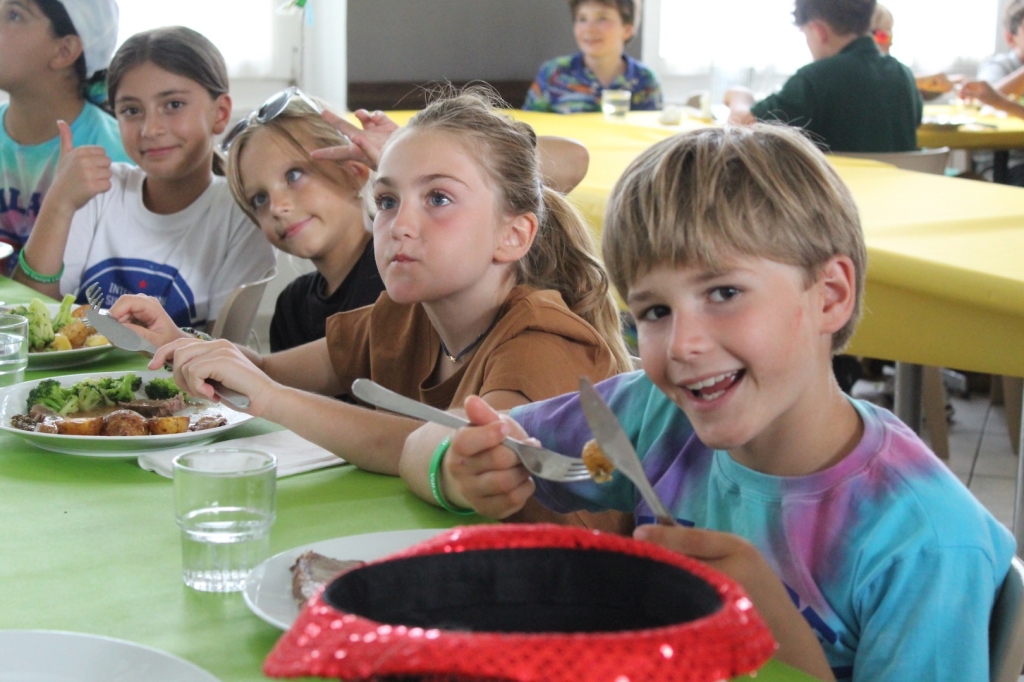 Village Camps International Summer Camp Leysin, Switzerland 2025-08-09 https://www.villagecamps.com/journals_admin/images/2622-9272-IMG_7060.jpg