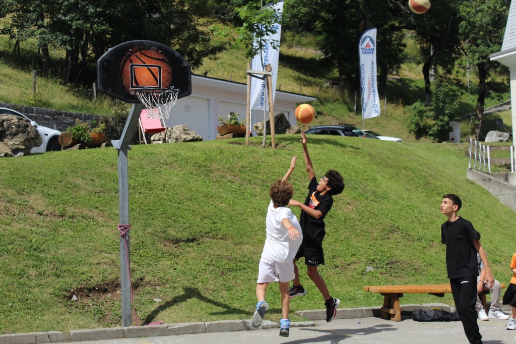Village Camps International Summer Camp Leysin, Switzerland 2025-08-09 https://www.villagecamps.com/journals_admin/images/2624-7560-IMG_7519.jpg