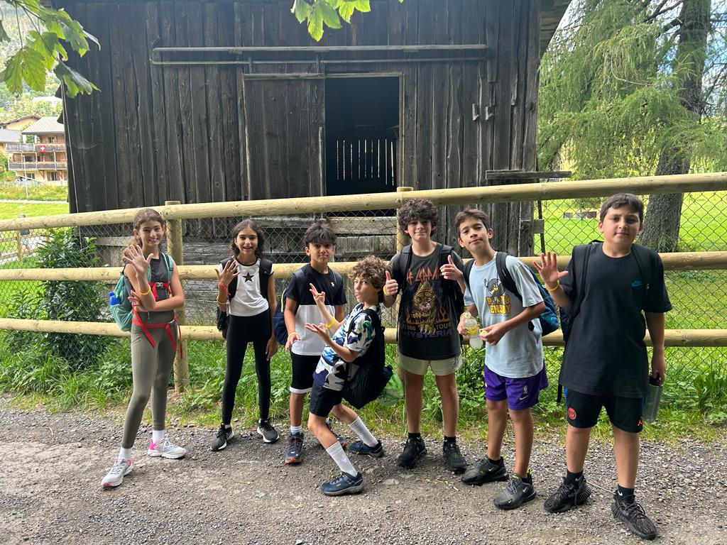 Village Camps International Summer Camp Leysin, Switzerland 2025-08-09 https://www.villagecamps.com/journals_admin/images/2627-3753-yell.jpg