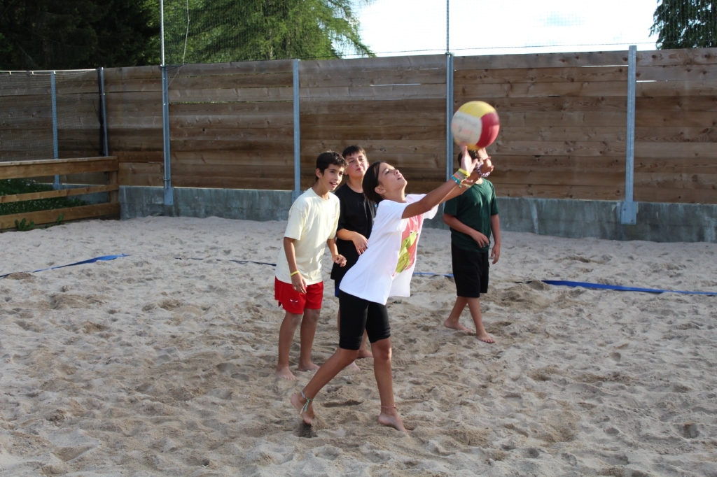 Village Camps International Summer Camp Leysin, Switzerland 2025-08-09 https://www.villagecamps.com/journals_admin/images/2628-0456-IMG_9358.jpg