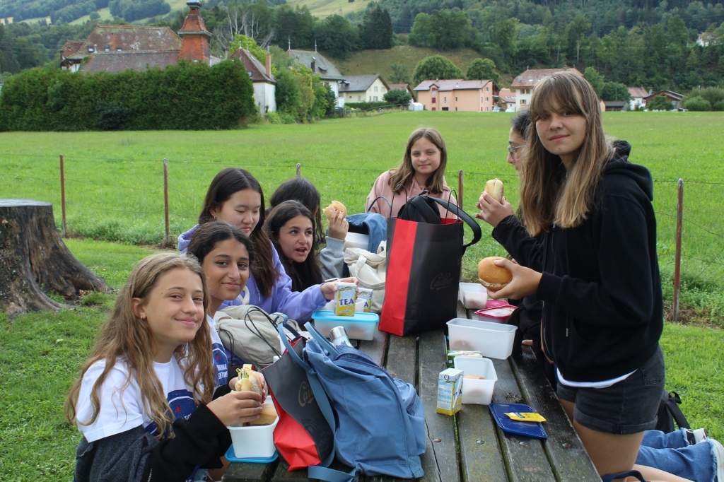 Village Camps International Summer Camp Leysin, Switzerland 2025-08-09 https://www.villagecamps.com/journals_admin/images/2631-8479-IMG_8988.jpg