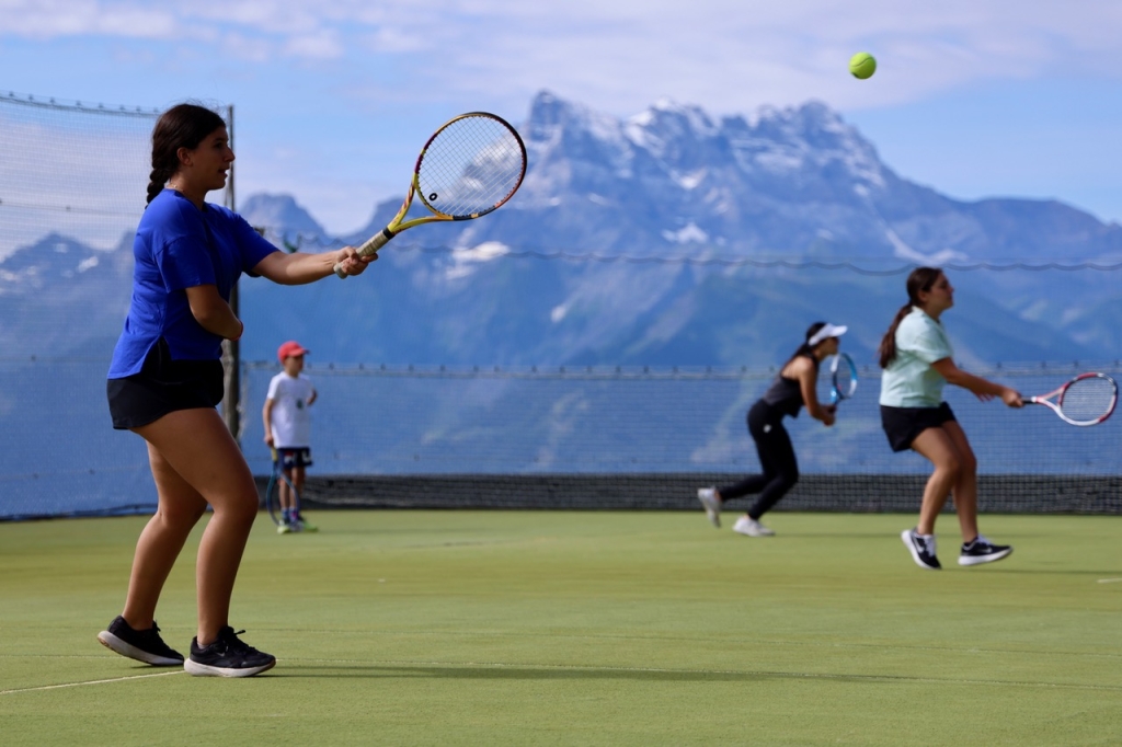 Village Camps International Summer Camp Leysin, Switzerland 2025-08-09 https://www.villagecamps.com/journals_admin/images/2634-5939-2.jpg