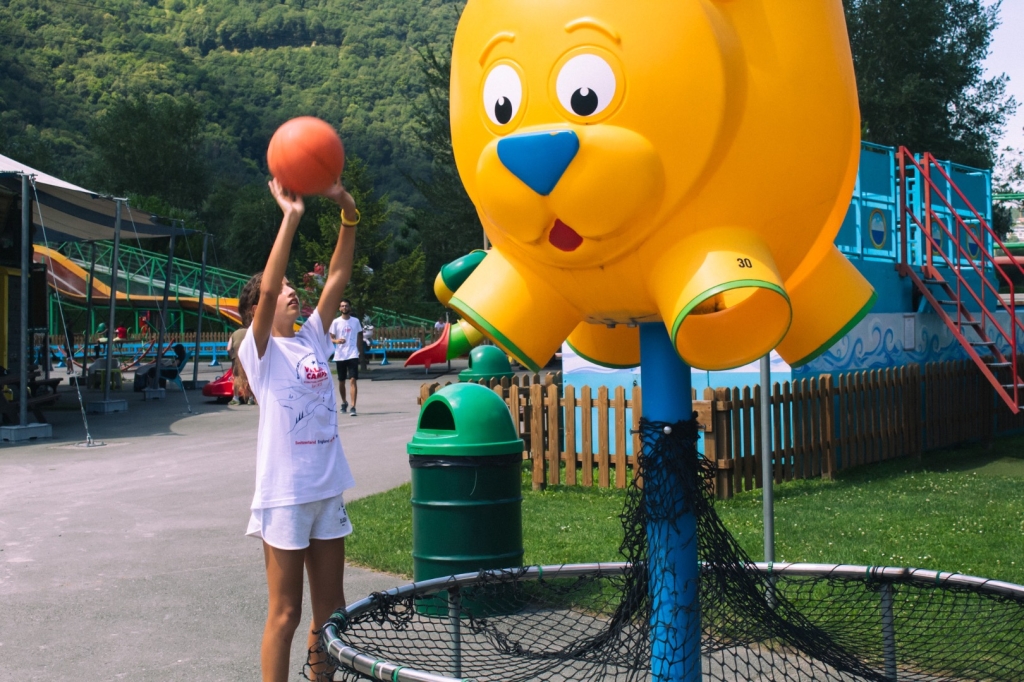 Village Camps International Summer Camp Leysin, Switzerland 2025-08-09 https://www.villagecamps.com/journals_admin/images/2742-7588-Untitled-2850.jpg