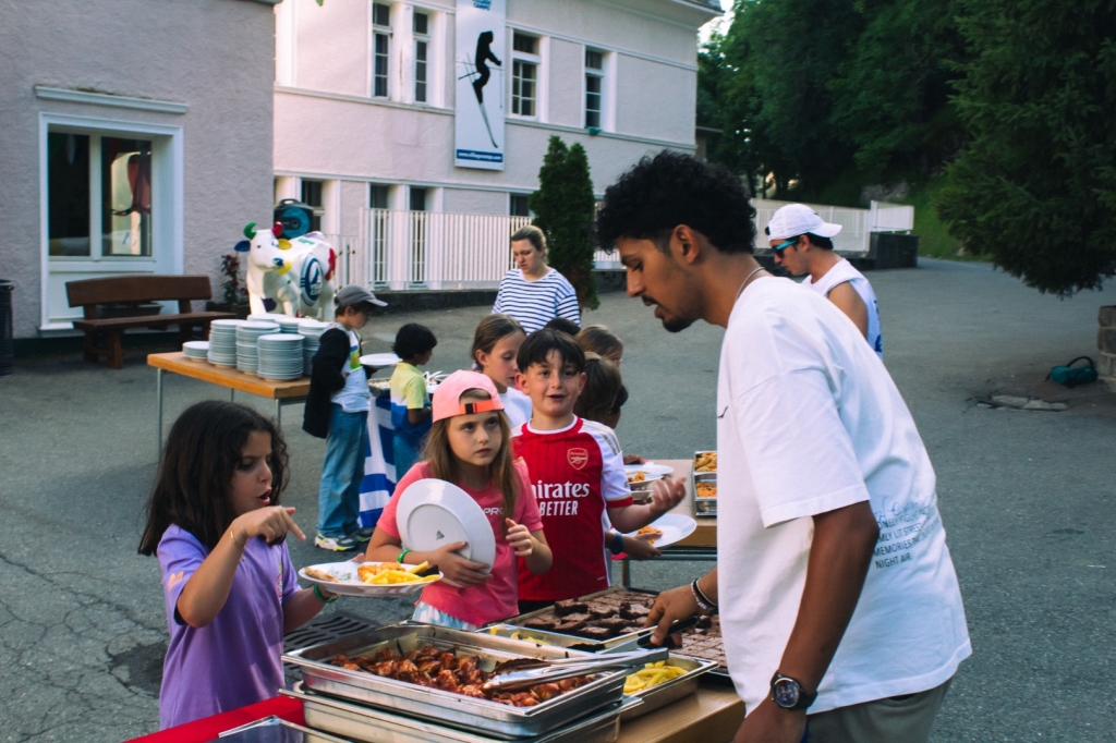 Village Camps International Summer Camp Leysin, Switzerland 2025-08-09 https://www.villagecamps.com/journals_admin/images/2747-7544-Untitled-3759.jpg