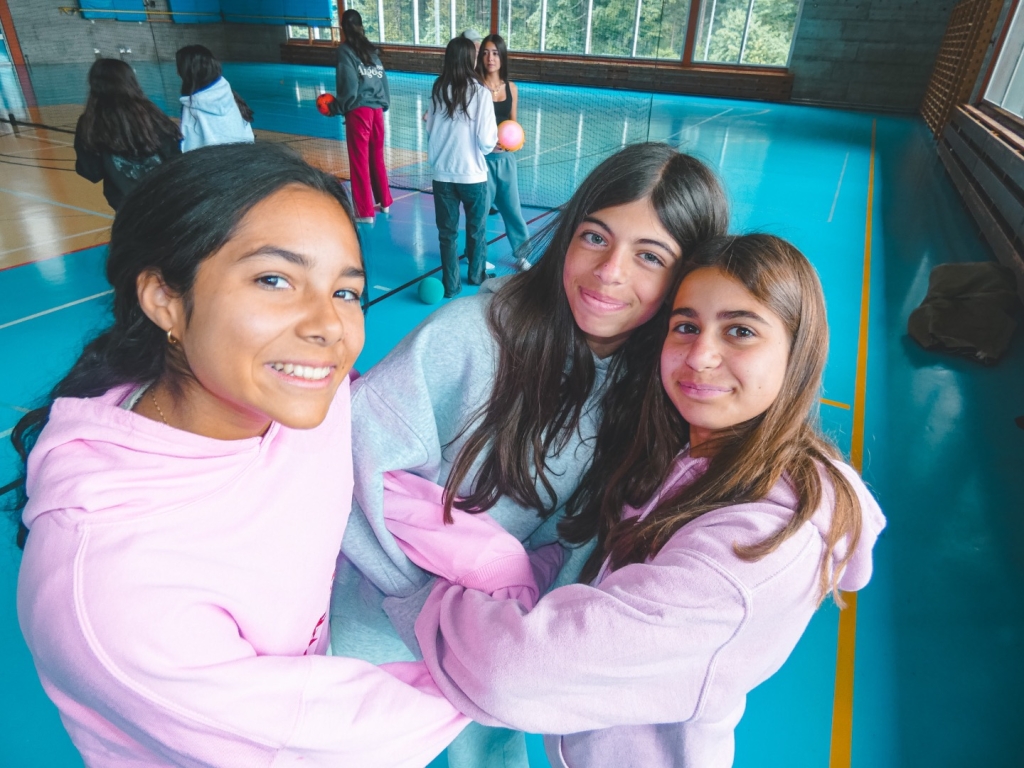 Village Camps International Summer Camp Leysin, Switzerland 2025-08-09 https://www.villagecamps.com/journals_admin/images/2843-8499-Untitled-9671.jpg