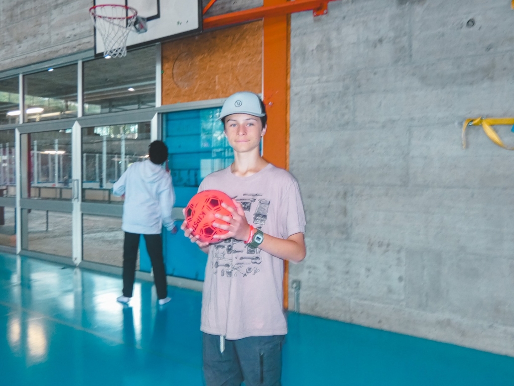 Village Camps International Summer Camp Leysin, Switzerland 2025-08-09 https://www.villagecamps.com/journals_admin/images/2843-8507-Untitled-9690.jpg