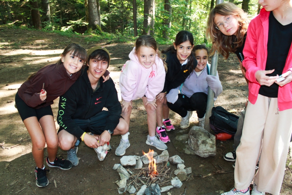 Village Camps International Summer Camp Leysin, Switzerland 2025-08-09 https://www.villagecamps.com/journals_admin/images/2845-0222-Untitled-10417.jpg