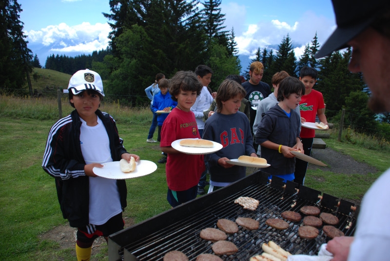 Village Camps International Summer Camp Leysin, Switzerland 2025-08-09 https://www.villagecamps.com/journals_admin/images/397-34-DSC_7804.jpg
