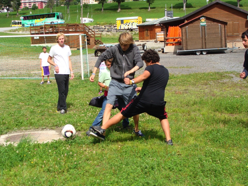 Village Camps International Summer Camp Leysin, Switzerland 2025-08-09 https://www.villagecamps.com/journals_admin/images/407-11-DSC03195.jpg