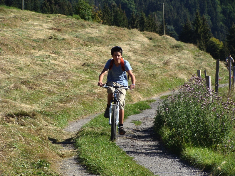 Village Camps International Summer Camp Leysin, Switzerland 2026-08-15 https://www.villagecamps.com/journals_admin/images/410-8-DSC03294.jpg Village Camps International Summer Camp Leysin, Switzerland 2026-08-15 https://www.villagecamps.com/journals_admin/images/410-8-DSC03294.jpg