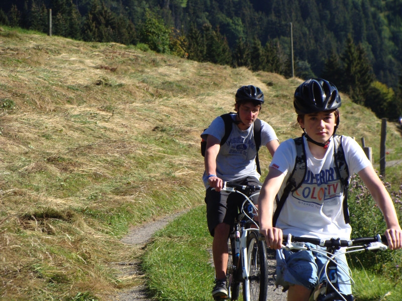 Village Camps International Summer Camp Leysin, Switzerland 2025-08-09 https://www.villagecamps.com/journals_admin/images/410-8-DSC03302.jpg