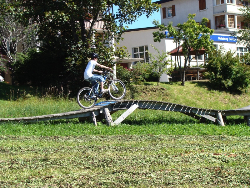 Village Camps International Summer Camp Leysin, Switzerland 2026-08-15 https://www.villagecamps.com/journals_admin/images/410-8-DSC03331.jpg Village Camps International Summer Camp Leysin, Switzerland 2026-08-15 https://www.villagecamps.com/journals_admin/images/410-8-DSC03331.jpg