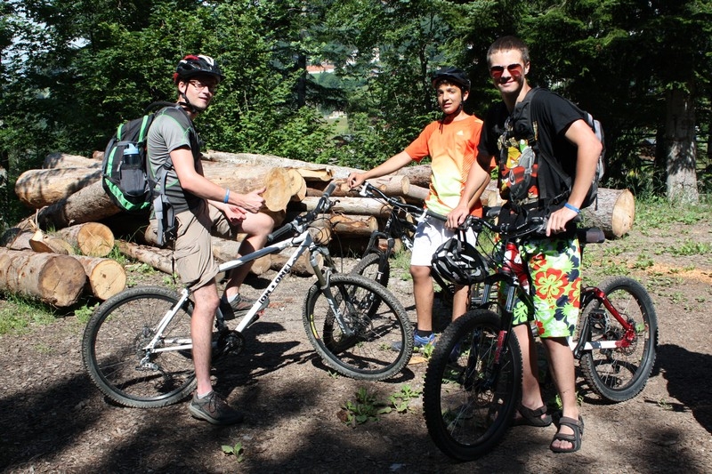 Village Camps International Summer Camp Leysin, Switzerland 2026-07-25 https://www.villagecamps.com/journals_admin/images/485-8-IMG_1023.jpg Village Camps International Summer Camp Leysin, Switzerland 2026-07-25 https://www.villagecamps.com/journals_admin/images/485-8-IMG_1023.jpg