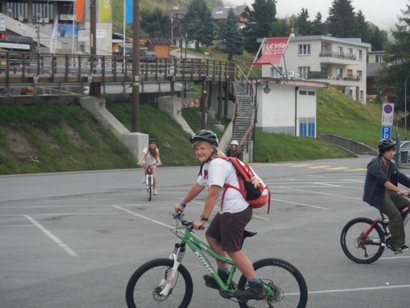 Village Camps International Summer Camp Leysin, Switzerland 2025-08-09 https://www.villagecamps.com/journals_admin/images/594-8-DSCN0172.jpg