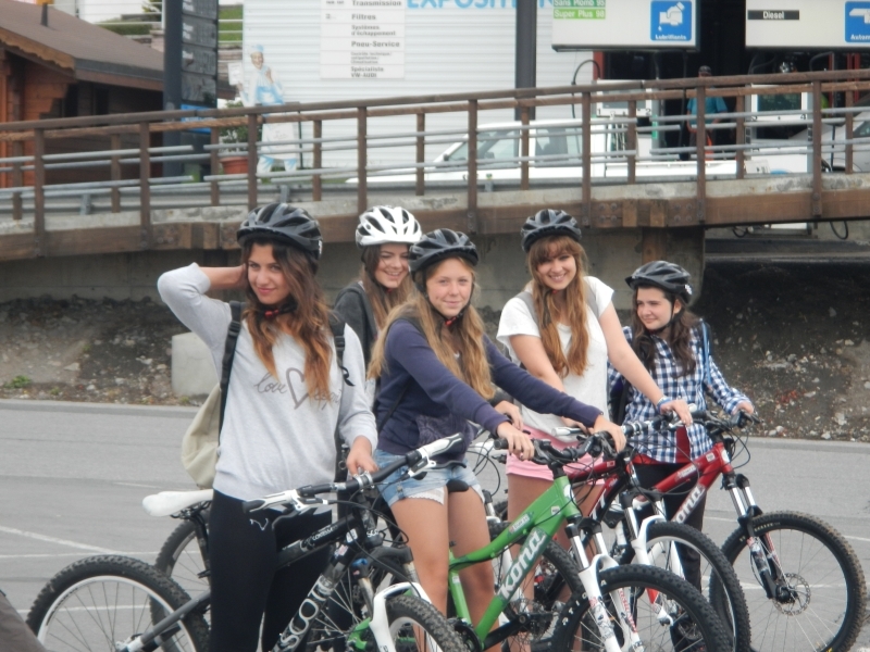 Village Camps International Summer Camp Leysin, Switzerland 2025-08-09 https://www.villagecamps.com/journals_admin/images/594-8-DSCN0183.jpg
