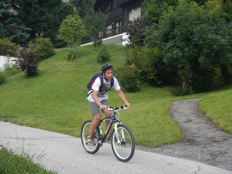 Village Camps International Summer Camp Leysin, Switzerland 2025-08-09 https://www.villagecamps.com/journals_admin/images/594-8-DSCN0188.jpg