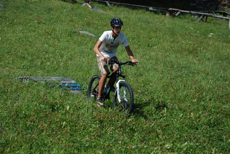 Village Camps International Summer Camp Leysin, Switzerland 2025-08-09 https://www.villagecamps.com/journals_admin/images/616-8-DSC_9036.jpg