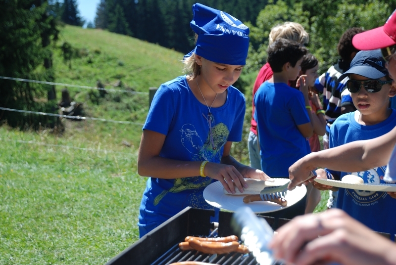 Village Camps International Summer Camp Leysin, Switzerland 2025-08-09 https://www.villagecamps.com/journals_admin/images/619-34-DSC_9507.jpg