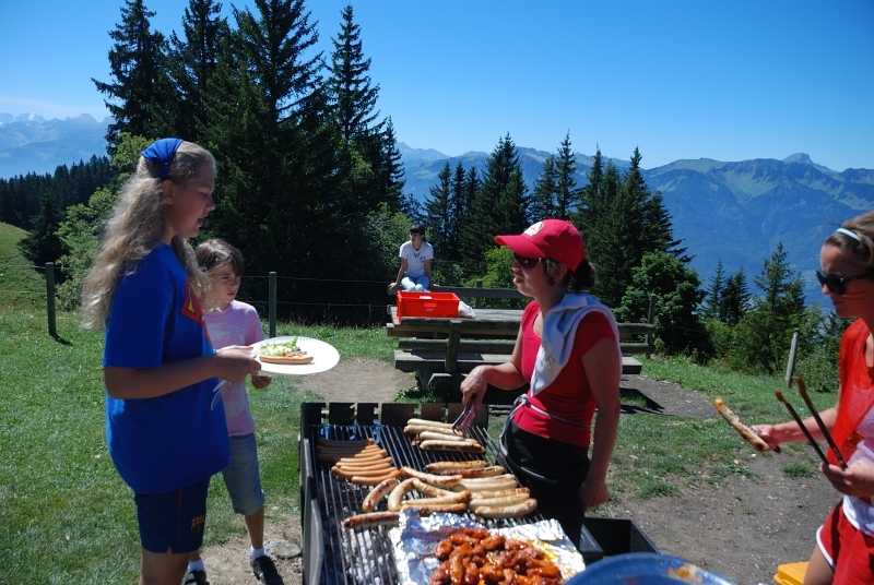 Village Camps International Summer Camp Leysin, Switzerland 2025-08-09 https://www.villagecamps.com/journals_admin/images/619-34-DSC_9537.jpg