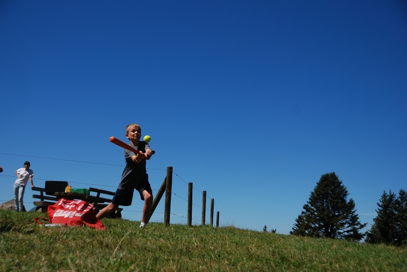 Village Camps International Summer Camp Leysin, Switzerland 2025-08-09 https://www.villagecamps.com/journals_admin/images/619-34-DSC_9647.jpg