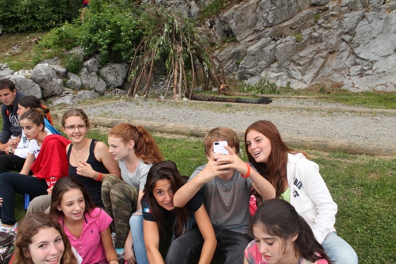 Village Camps International Summer Camp Leysin, Switzerland 2025-08-09 https://www.villagecamps.com/journals_admin/images/691-14-campfirereds0007.jpg