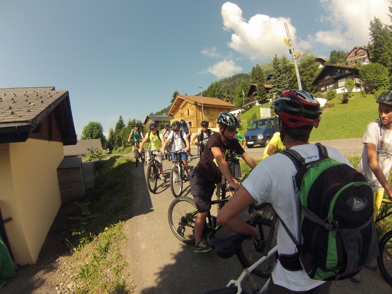 Village Camps International Summer Camp Leysin, Switzerland 2026-08-15 https://www.villagecamps.com/journals_admin/images/694-8-G0130284.jpg