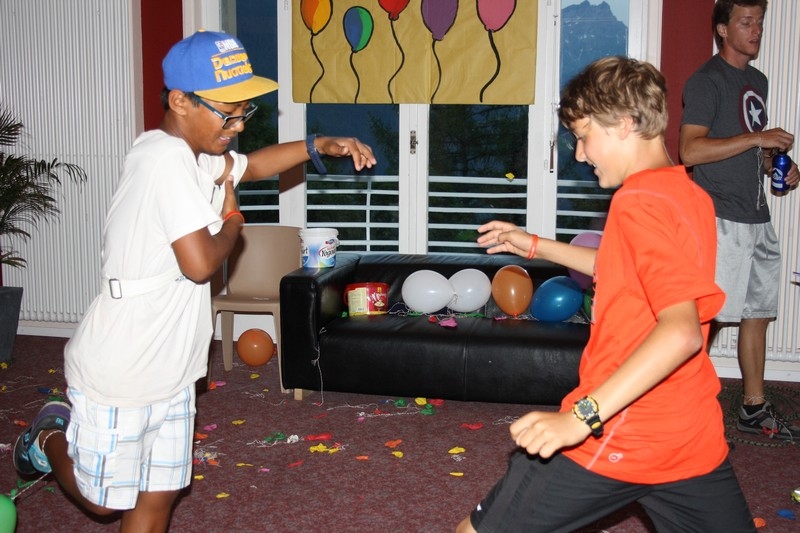 Village Camps International Summer Camp Leysin, Switzerland 2026-08-15 https://www.villagecamps.com/journals_admin/images/709-45-carnival.jpg