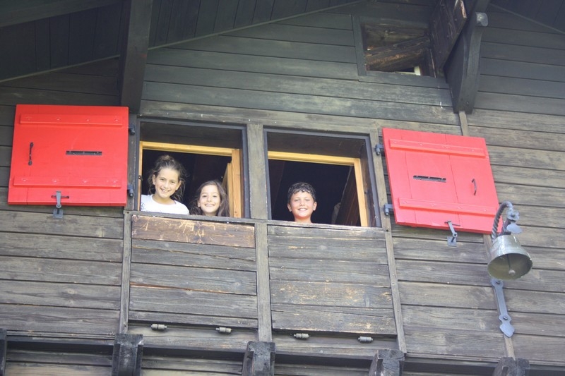 Village Camps International Summer Camp Leysin, Switzerland 2025-08-09 https://www.villagecamps.com/journals_admin/images/712-15-IMG_9999.jpg