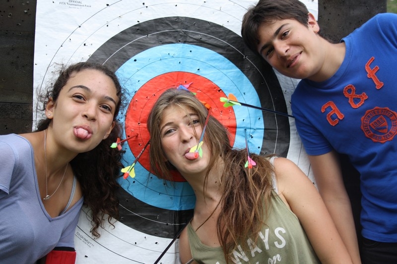 Village Camps International Summer Camp Leysin, Switzerland 2025-08-09 https://www.villagecamps.com/journals_admin/images/713-13-archery.jpg