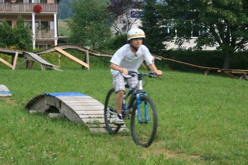 Village Camps International Summer Camp Leysin, Switzerland 2025-08-09 https://www.villagecamps.com/journals_admin/images/83-8-IMG_1636.jpg